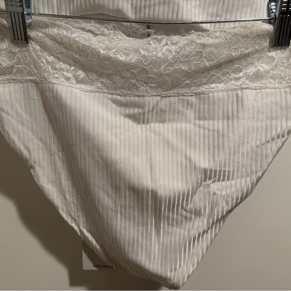 Beach Riot White Lace Trim Bikini - Picture 8 of 11